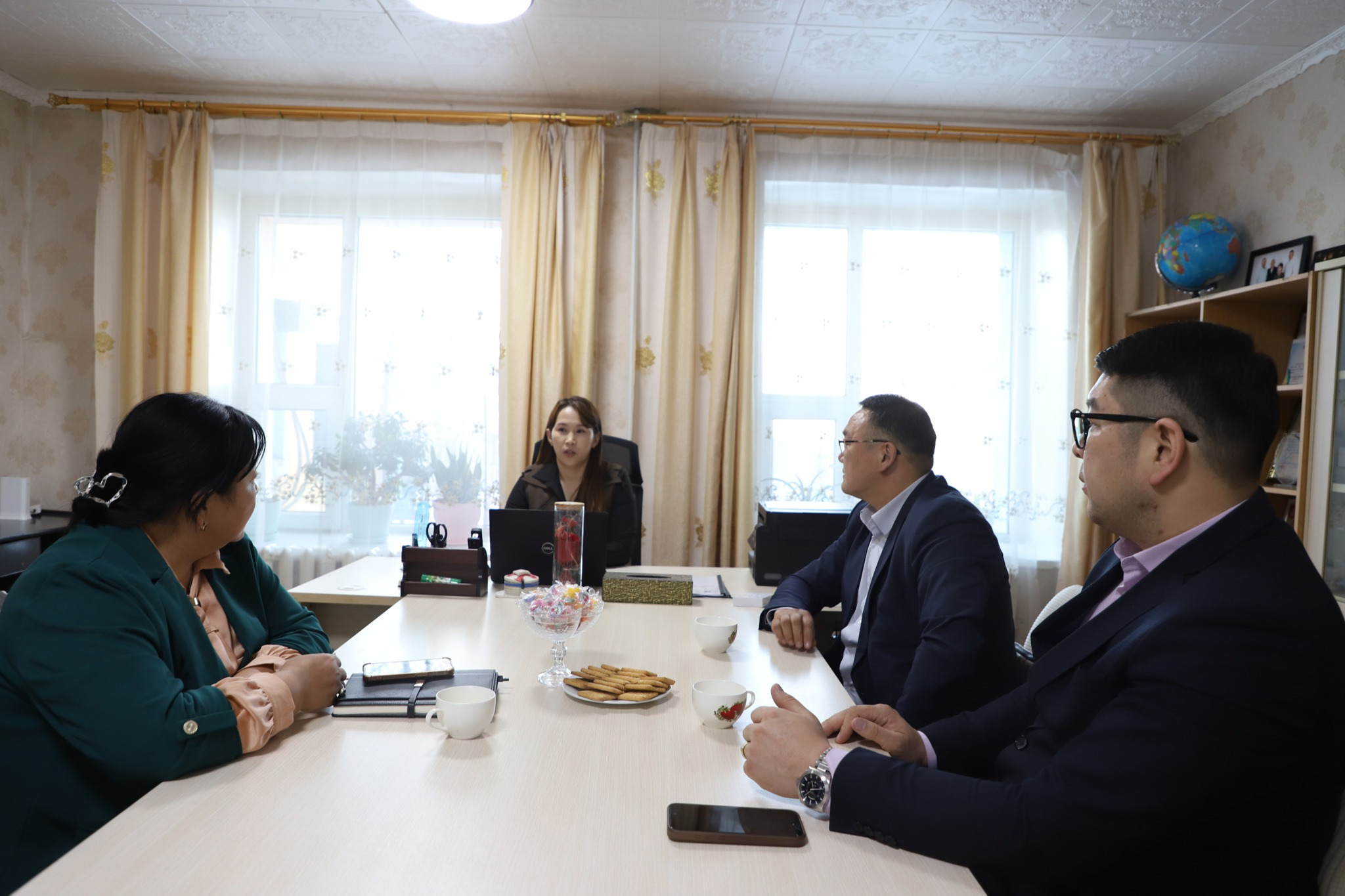 “Өсөх нахиа” цогцолбор цэцэрлэгийн үйл ажиллагаатай танилцлаа